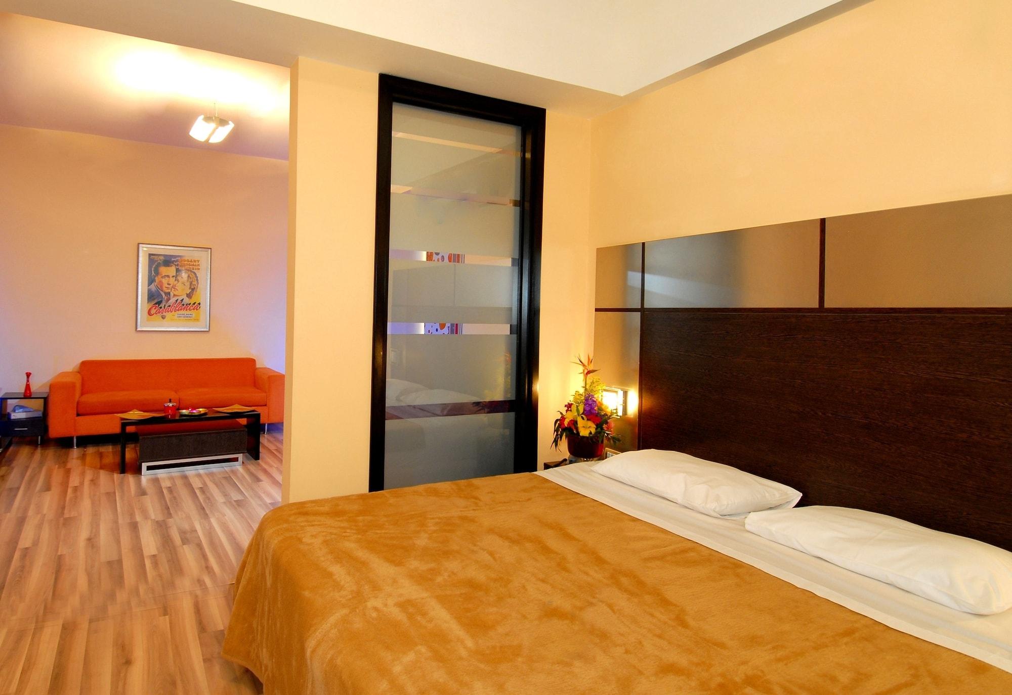 Suite Hotel Chrome - Beirut Exterior photo
