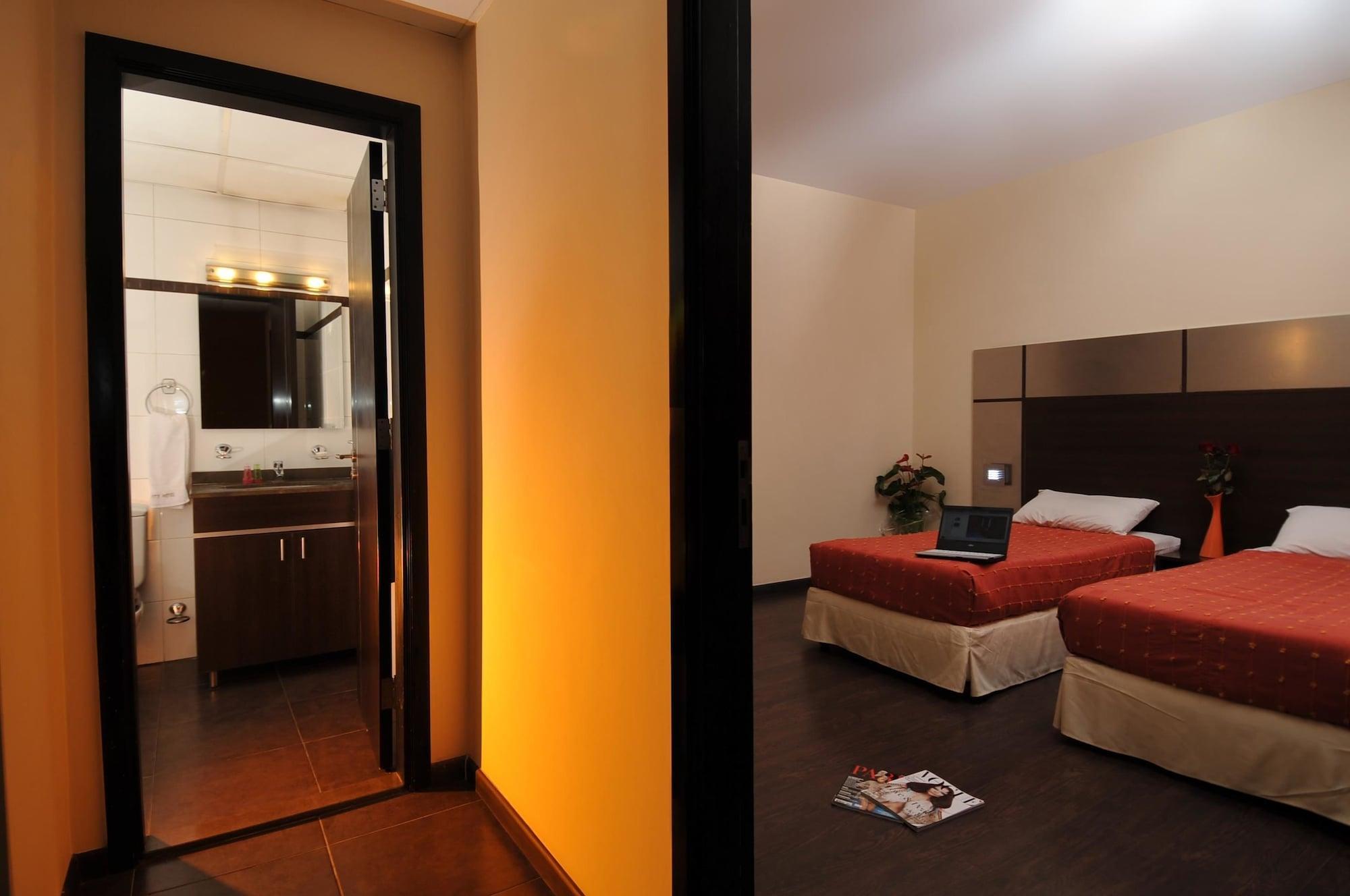 Suite Hotel Chrome - Beirut Exterior photo