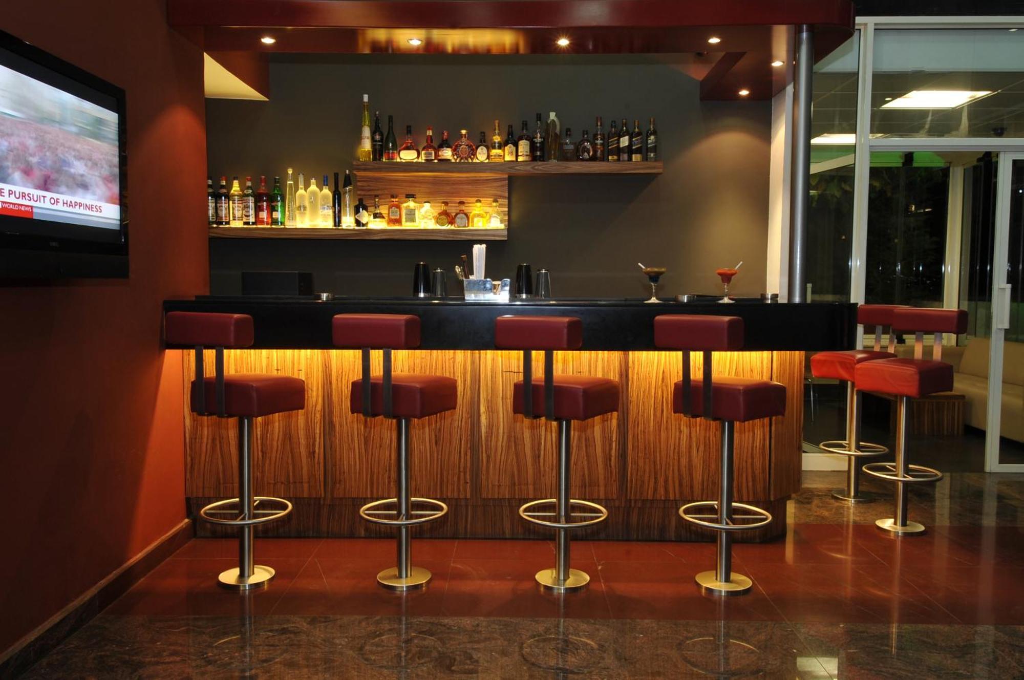 Suite Hotel Chrome - Beirut Exterior photo